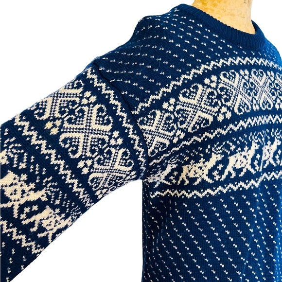 Vintage 70’ 80’ Authentic Sweater 100% Wool Made in British Hong Kong Size L - Picture 3 of 11